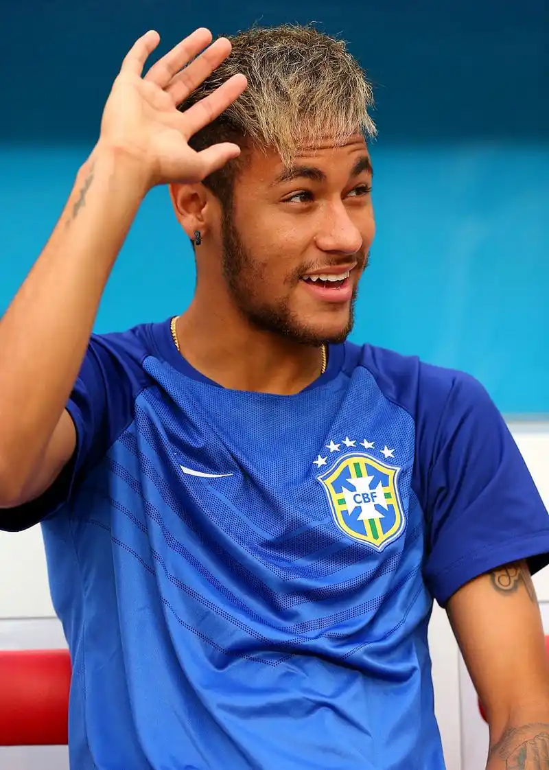 他不仅象征 他不仅象征