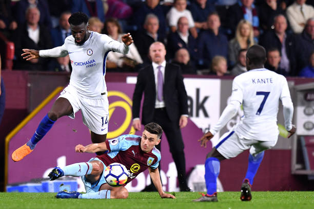 至关重要的 至关重要的