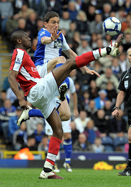 休赛期期间 休赛期期间